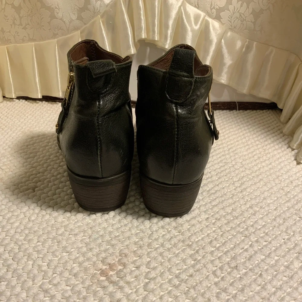 ERIC MICHAEL LEATHER BOOTIES
